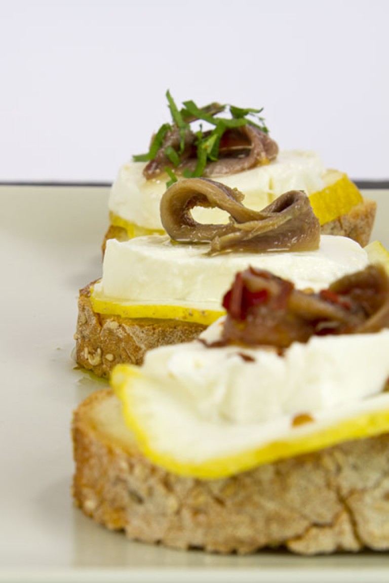 foto-bruschetta-con-acciughe